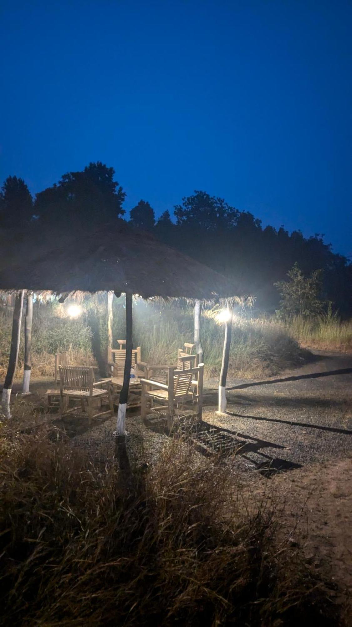 Athulyam Kanha, Kanha National Park, Mukki Gate Khāpa 외부 사진